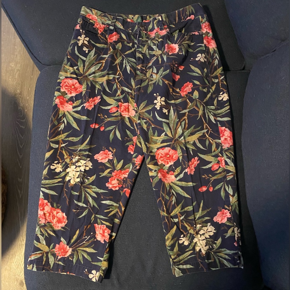 Ralph Lauren Lauren Jeans Co. Cotton flowered capris. Size 12. Great condition.